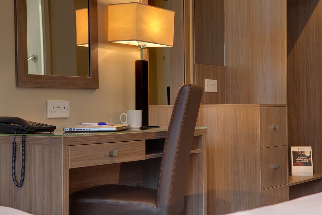 Best Western Pontypool Metro Hotel Exteriör bild